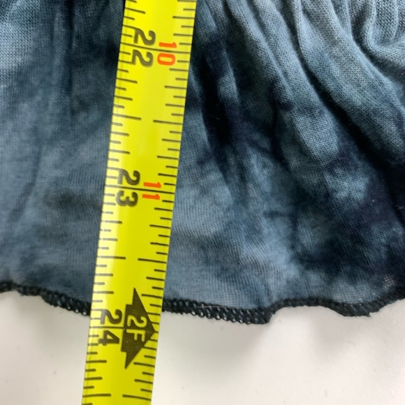 Minkas Long Sleeved Blue Textured Tunic Top size Large - Picture 9 of 11